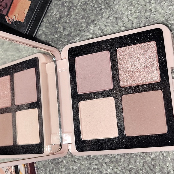 Mini Eyeshadow Palette Lot - Picture 10 of 13